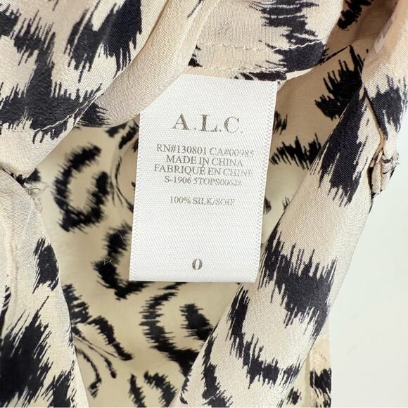 A.L.C. Emerson 100% Silk Ivory Black Leopard Print Button Down Blouse Size 0 - Picture 10 of 11